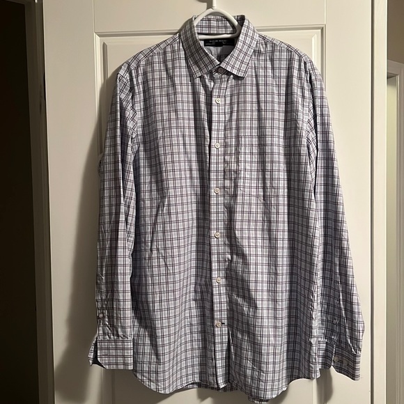 Banana Republic Non-Iron Classic Fit Dress Shirt - 100% Cotton - Picture 1 of 4